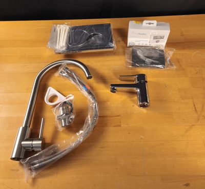 Lot de 4 articles plomberie/salle de bain :