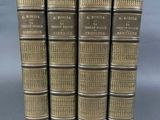 un lot de cinq livres anciens à la couverture dorée