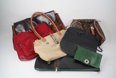 Important lot de sacs dont Lancaster et Zadig & Voltaire, en…