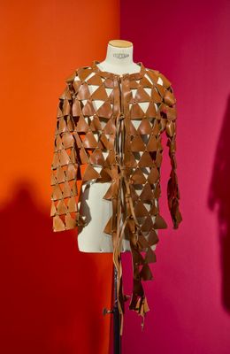 an image of a mannequin and a mannequin on a mannequin stand