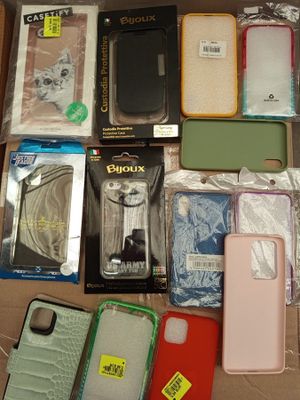 Lot de 250 protections de téléphones - modèles variés