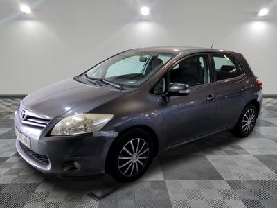 TOYOTA - AURIS MC 126 D-4D FAP DYNAMIC - GO - Mise en servic…