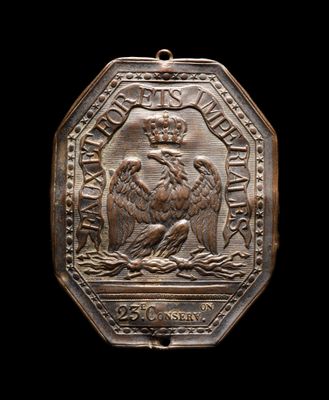 une image d'une pièce d'argent sur laquelle figure un oiseau au verso