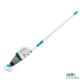 an image of a mop with a handle on a white background
