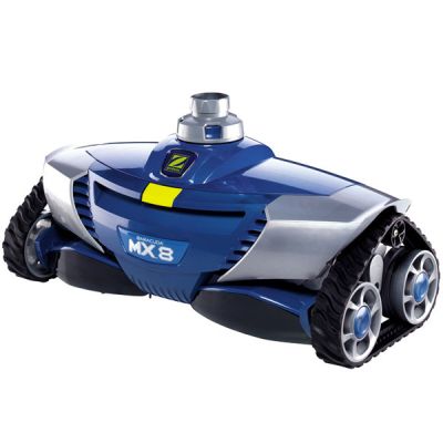 une image représentant une tondeuse robotisée bleue et argentée sur fond blanc