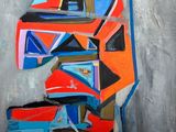 peinture représentant une figure abstraite rouge et bleue sur fond gris