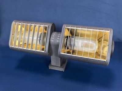 Projecteur / Lampe Lita - Made in France à deux feux orienta…