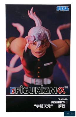 figurine d'anime représentant un homme aux cheveux roses et portant des lunettes