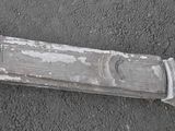 a knife that is laying on the ground on the ground