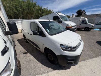 Un véhicule de marque Citroën, modèle Berlingo, immatriculé …