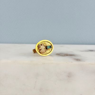 bague plaquée or jaune représentant un homme et une femme dans un bateau
