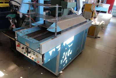 1 four chaud avec tunnel ELVI F01016