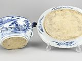 pair of chinese blue and white porcelain bowls and covers