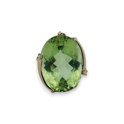 Pendentif asymétrique en or 18K (750) sertie d'un important …