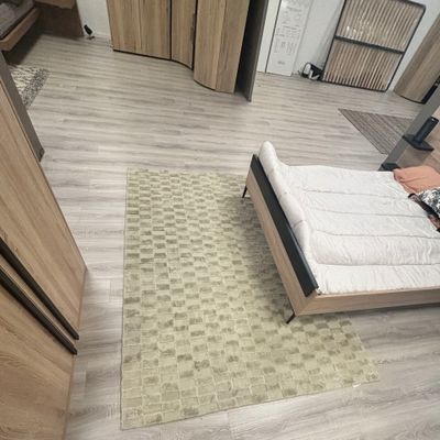 Tapis vert EVIDENCE 160 x 230 cm et petite décoration - Photo 1