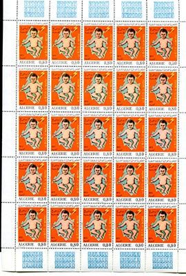 une feuille de timbres sur laquelle figure l'image d'un homme