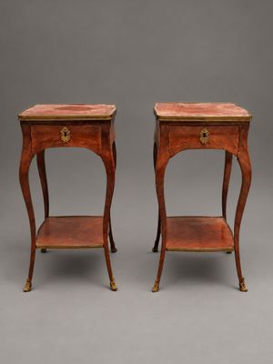 paire de tables de chevet françaises du XIXe siècle