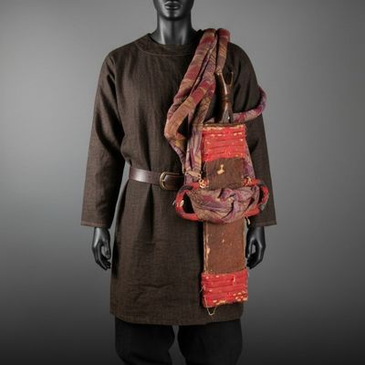 CAMEROUN Couteau d'apparat BAMILEKE . Bois, Métal tissu, cau… - Photo 1