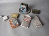 many different items that are sitting on a table