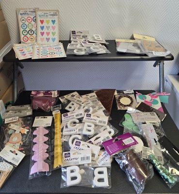 Lot 66 divers articles de festif - Photo 1