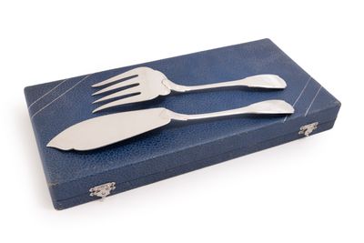 two forks and a knife in a blue case on a white background