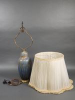 Lampe en céramique à glaçure bleue et brune. (photo 2)