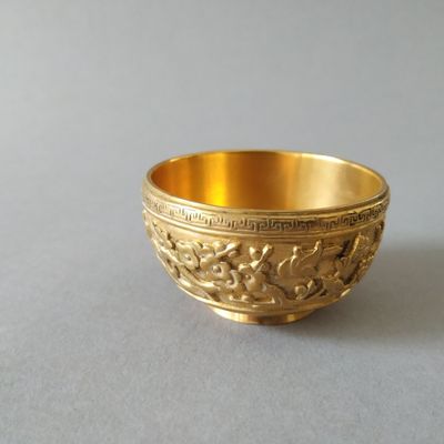 Petit bol en bronze doré à décor chinoisant, fonte Barbedien… - Photo 1