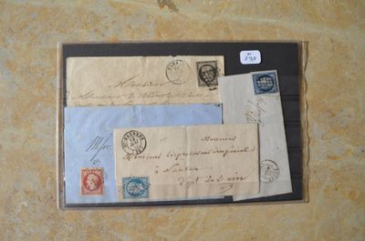 l'image d'une feuille de papier sur laquelle figurent des timbres