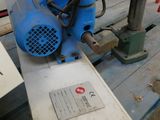 a machine that is sitting on a table in a room