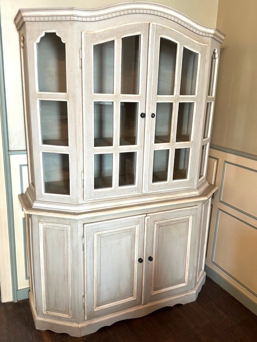 Objets d'art & Curiosités