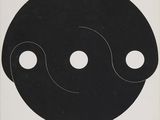 une image représentant un dessin en noir et blanc de deux cercles