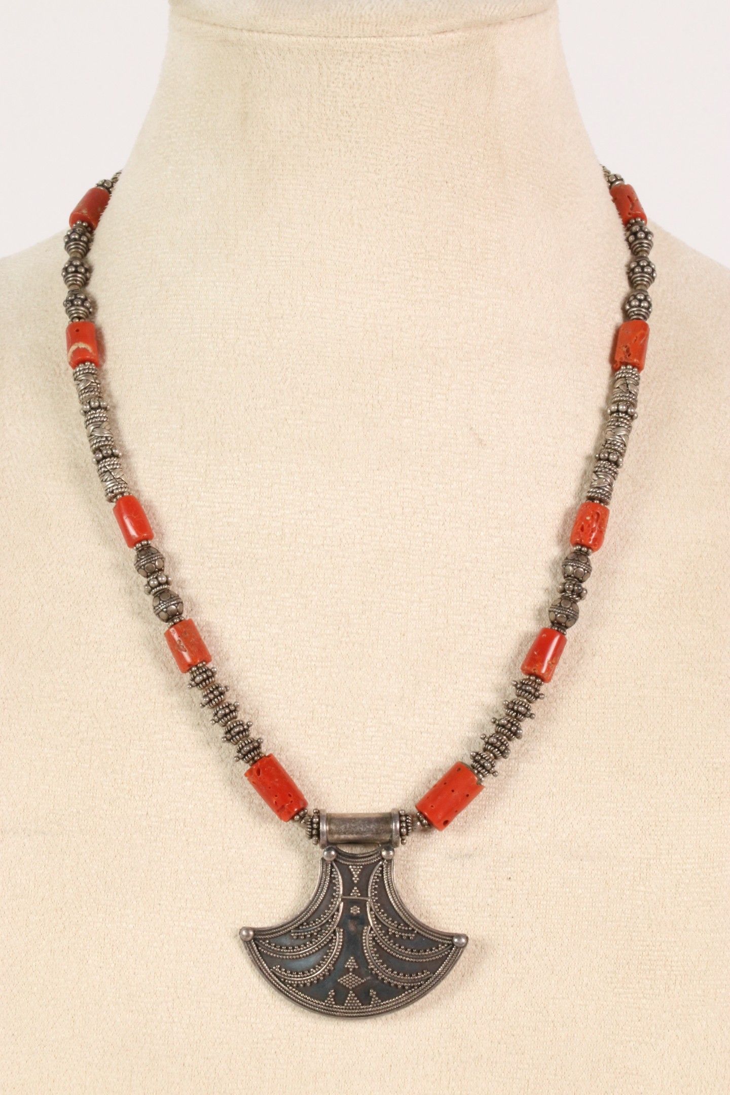 Bijoux & Pierres Précieuses