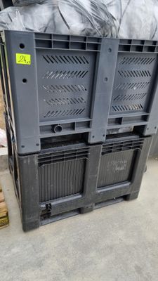 Trois pales box GEOBOX en plastique gris