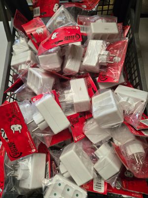 Lot 80 blocs prise triplite