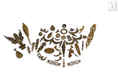 Important lot de bronzes d'orenement et divers