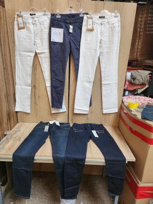 Lot de 5 pantalons femme, tailles 38, différents coloris. Les articles