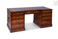 Bureau à caisson anglais (photo 3)
