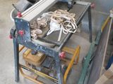 a machine that is sitting on a table in a garage