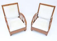 Paire de fauteuils en bois naturel à dossier incliné, accoto… (photo 4)