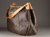 louis vuitton monogram canvas shoulder bag
