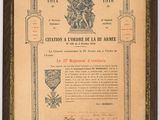 un vieux document sur lequel figure l'image d'un homme à cheval