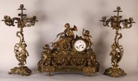 Garniture de cheminée en bronze ciselé et doré composée d'un… (photo 5)