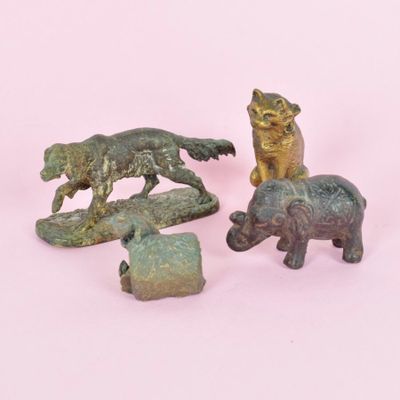 Lot de 3 sujets en étain et métal figurant un éléphant, un c…