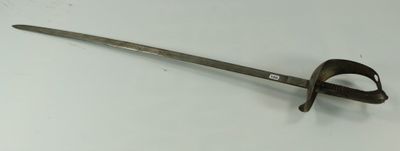 l'image d'une épée sur une surface blanche