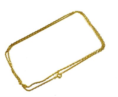 an image of a gold necklace on a white background