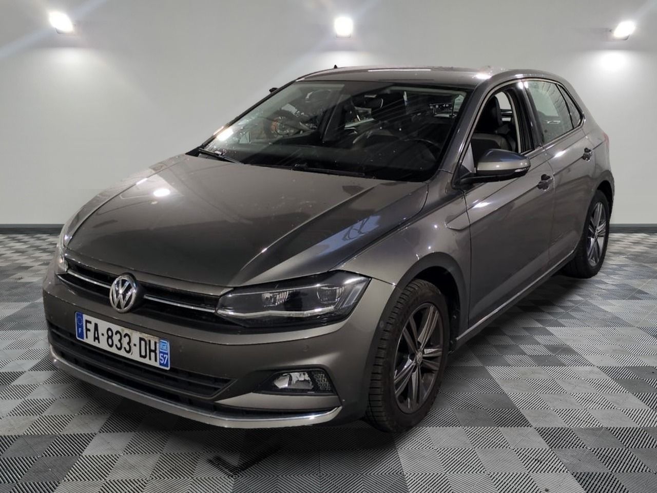 VOLKSWAGEN - POLO 1.0 TSI 95 SS BVM5 CARAT - ES - Mise en se…