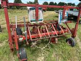 une image représentant un tracteur équipé d'une charrue