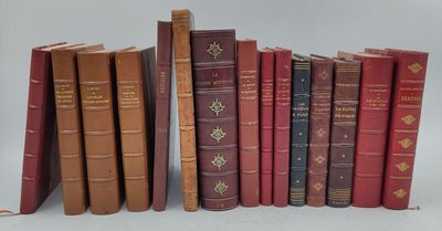 508 / Z2A / Lot de divers livres reliés.