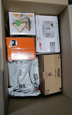 Lot d'objets diverses dont : yaourtière, grille pain, cafetière, ampou - Photo 1