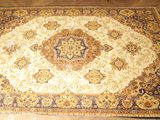 an image of a rug on a wooden floor in a room